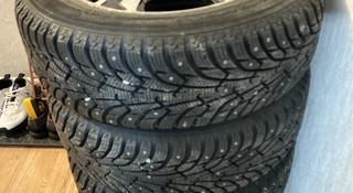 Зимнюю резину с дисками за 270 000 тг. в Семей