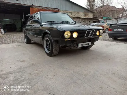 BMW 525 1986 года за 1 100 000 тг. в Шымкент