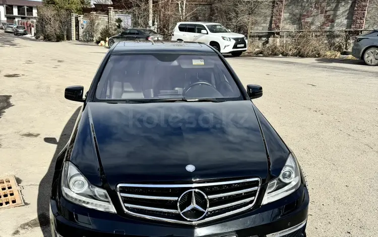 Mercedes-Benz C 300 2011 года за 8 500 000 тг. в Алматы