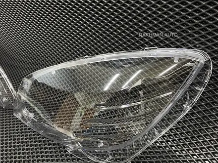 Стекла Фар Mercedes Benz W204 за 15 000 тг. в Астана – фото 12