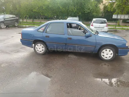 Opel Vectra 1992 года за 600 000 тг. в Петропавловск – фото 2