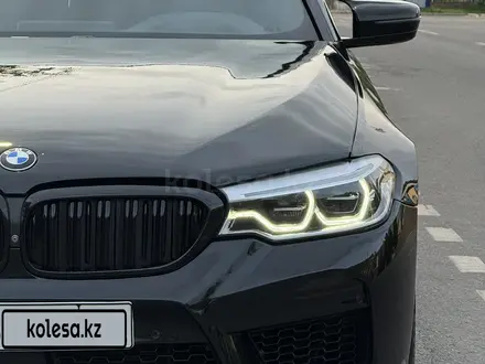 BMW 540 2018 года за 22 000 000 тг. в Алматы – фото 6