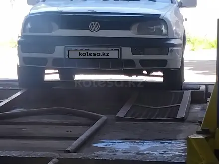Volkswagen Golf 1992 года за 650 000 тг. в Алматы – фото 2