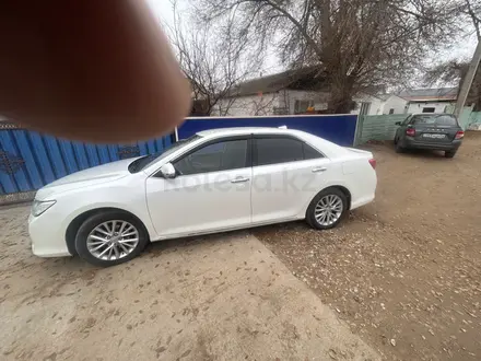 Toyota Camry 2014 года за 8 500 000 тг. в Атырау – фото 4