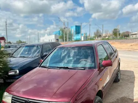 Volkswagen Vento 1998 года за 1 100 000 тг. в Шымкент