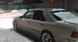 Mercedes-Benz E 200 1991 года за 1 650 000 тг. в Петропавловск – фото 5