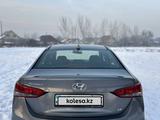 Hyundai Accent 2018 годаfor7 300 000 тг. в Алматы – фото 4