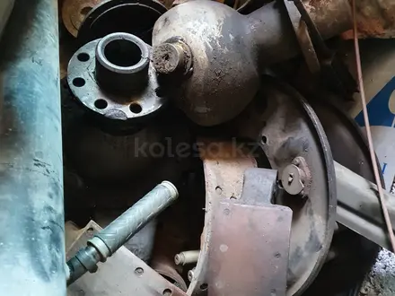 Урал 4320 шестерни кпп раздатки поворотн кулак полуось диски колодки кардан в Алматы – фото 37