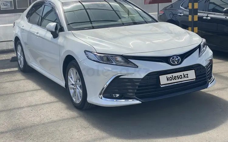 Toyota Camry 2023 года за 16 500 000 тг. в Павлодар