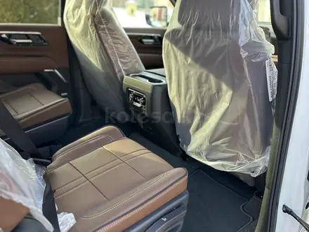 Chevrolet Tahoe 2025 года за 48 500 000 тг. в Алматы – фото 13