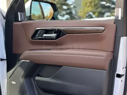 Chevrolet Tahoe 2025 года за 48 500 000 тг. в Алматы – фото 20