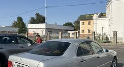 Mercedes-Benz E 280 1996 годаүшін2 300 000 тг. в Есик – фото 3
