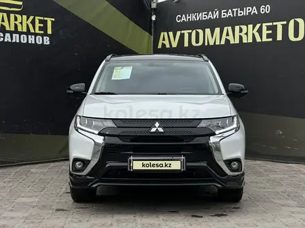 Mitsubishi Outlander 2022 года за 12 800 000 тг. в Актобе – фото 2