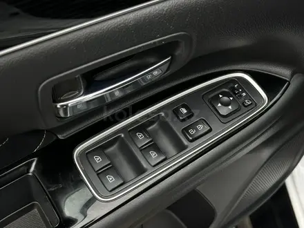 Mitsubishi Outlander 2022 года за 12 800 000 тг. в Актобе – фото 21