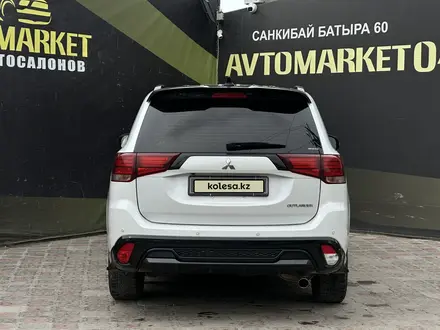 Mitsubishi Outlander 2022 года за 12 800 000 тг. в Актобе – фото 5