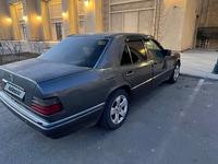 Mercedes-Benz E 280 1994 годаүшін1 950 000 тг. в Тараз