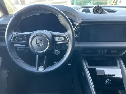Porsche Macan 2024 года за 69 000 000 тг. в Алматы – фото 13