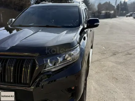 Toyota Land Cruiser Prado 2018 года за 25 000 000 тг. в Алматы – фото 2