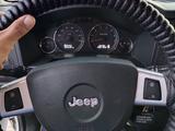 Jeep Commander 2008 года за 7 000 000 тг. в Актау – фото 4