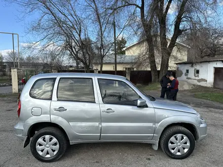 Chevrolet Niva 2012 года за 1 500 000 тг. в Алматы – фото 6