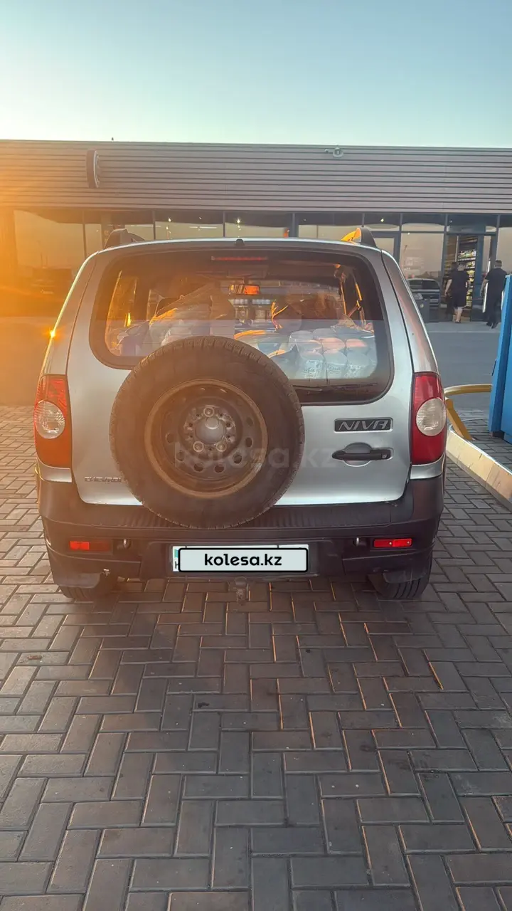 Chevrolet Niva, 2013