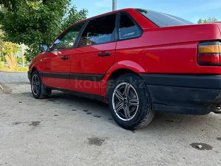 Volkswagen Passat 1990 года за 650 000 тг. в Караганда