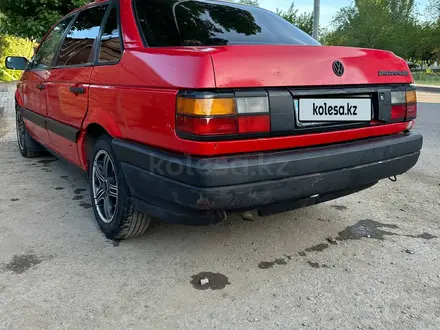 Volkswagen Passat 1990 года за 650 000 тг. в Караганда – фото 2