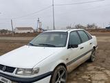 Volkswagen Passat 1995 года за 900 000 тг. в Атырау – фото 4