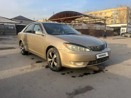 Toyota Camry 2005 года за 5 000 000 тг. в Актогай – фото 2