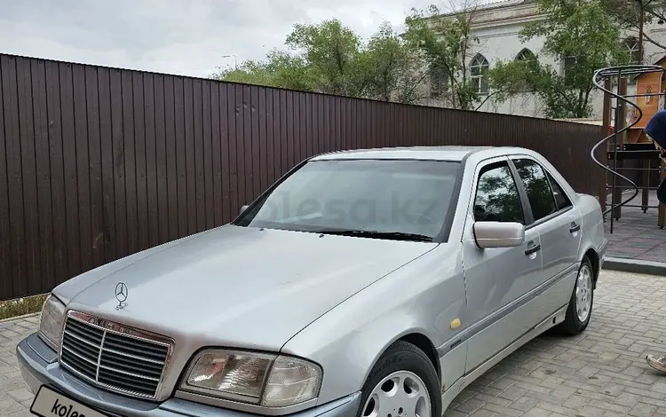 Mercedes-Benz C 180 1994 года за 3 000 000 тг. в Атырау