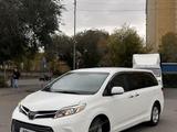 Toyota Sienna 2017 годаүшін12 300 000 тг. в Астана – фото 2