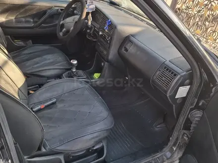 Volkswagen Passat 1995 года за 1 600 000 тг. в Караганда – фото 11