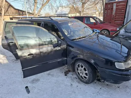 Volkswagen Passat 1995 года за 1 600 000 тг. в Караганда – фото 12