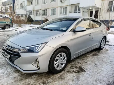 Hyundai Elantra 2020 года за 7 900 000 тг. в Алматы – фото 2