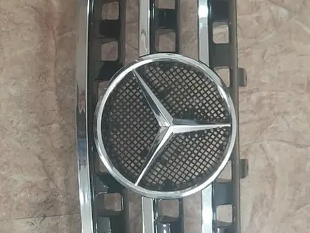 Mercedes-benz w164 ML передняя решетка радиатора. за 80 000 тг. в Алматы – фото 4