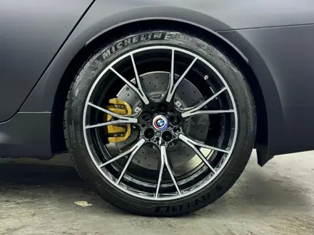 BMW M5 2023 года за 57 500 000 тг. в Бишкек – фото 4