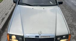 Mercedes-Benz E 260 1991 годаүшін1 150 000 тг. в Астана – фото 4