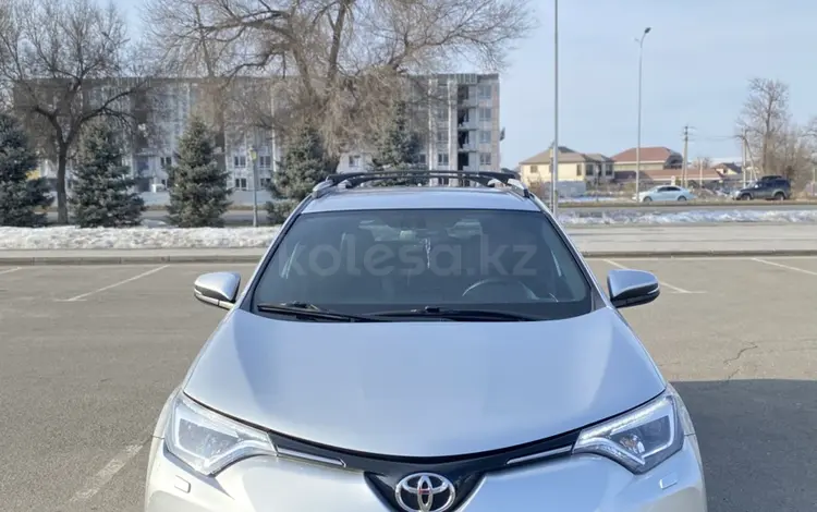 Toyota RAV4 2017 годаfor10 500 000 тг. в Алматы