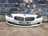 Передний бампер BMW 535 F10 за 150 000 тг. в Астана