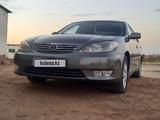 Toyota Camry 2005 года за 5 400 000 тг. в Ганюшкино – фото 2