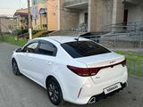 Kia Rio 2021 года за 8 000 000 тг. в Кызылорда – фото 5