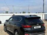 Hyundai Santa Fe 2018 года за 13 800 000 тг. в Атырау – фото 4