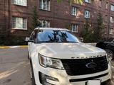 Ford Explorer 2016 годаүшін11 900 000 тг. в Петропавловск – фото 5
