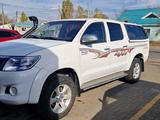 Toyota Hilux 2013 года за 8 500 000 тг. в Актобе