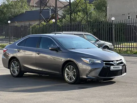 Toyota Camry 2015 года за 10 100 000 тг. в Алматы – фото 9