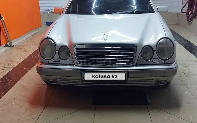 Mercedes-Benz E 280 1998 года за 3 365 262 тг. в Аральск