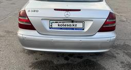 Mercedes-Benz E 320 2003 года за 4 050 000 тг. в Алматы – фото 4