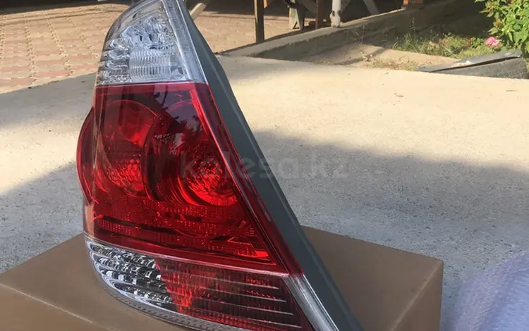 Задний фонарь на Toyota Camry 35 европеец дубликат хорошего качества! за 20 000 тг. в Алматы