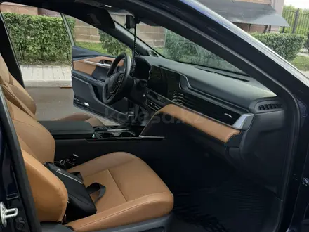 Toyota Camry 2025 года за 22 500 000 тг. в Астана – фото 13