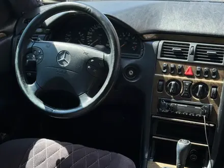 Mercedes-Benz E 280 1996 года за 2 800 000 тг. в Шымкент – фото 14